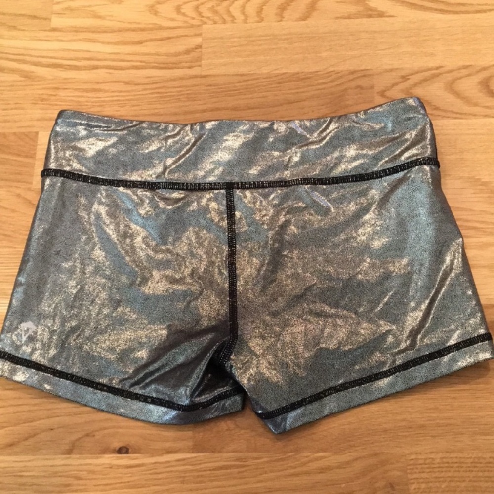 Ivivva metallic shorts. Size 14. Super cute.